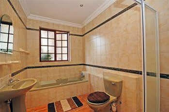 354 On York Avenue Hotel Randburg Kültér fotó